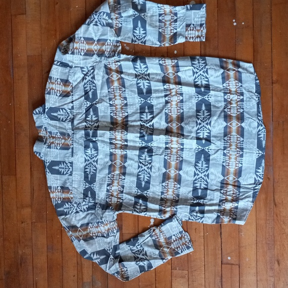 Ariat × Pendleton size L button down - Picture 10 of 11